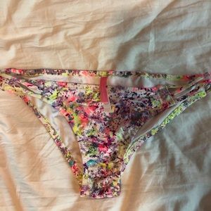 VS bathing suit bottoms